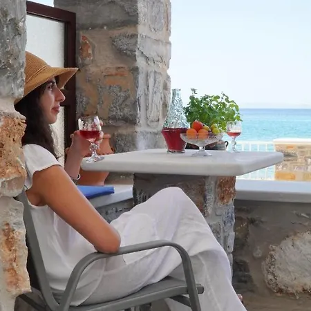 بيت للعطل Moutsouna Beach *