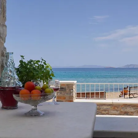 Moutsouna Beach بيت للعطل *