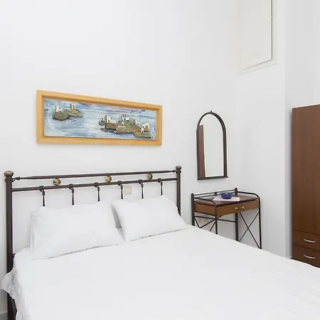 بيت للعطل Moutsouna Beach