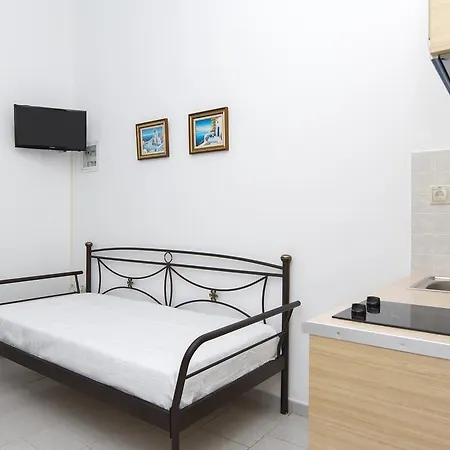 Moutsouna Beach بيت للعطل *