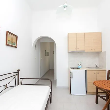 بيت للعطل Moutsouna Beach *