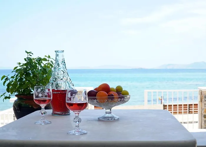 Moutsouna Beach Μουτσούνα