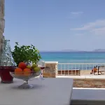 Moutsouna Beach Holiday home *