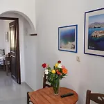 Moutsouna Beach Holiday home *