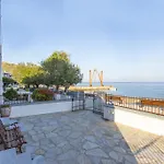 Moutsouna Beach * Moutsouna