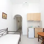 Holiday home Moutsouna Beach *