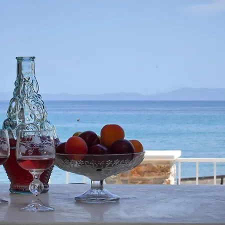 Moutsouna Beach *