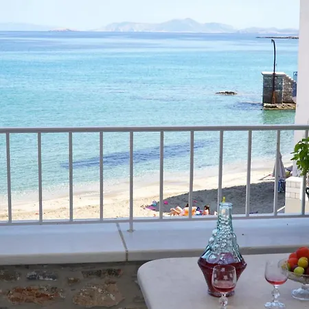 بيت للعطل Moutsouna Beach Moutsoúna