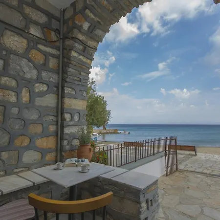 بيت للعطل Moutsouna Beach Moutsoúna